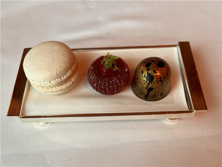 petit fours